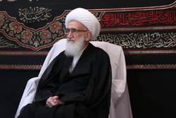 دشمن به دنبال جدا کردن روحانیت و علما از انقلاب اسلامی است