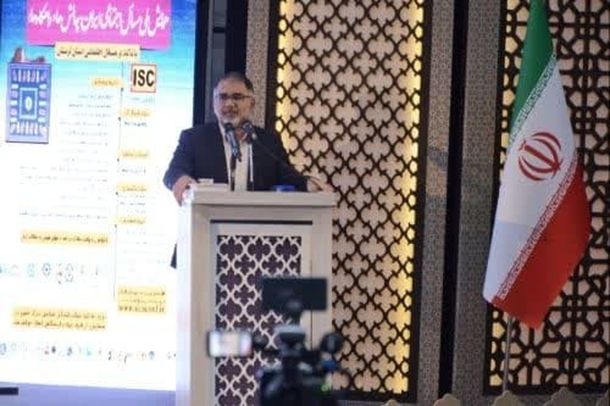 داشتن نگاه پژوهشی لازمه رفع آسیب ها و مشکلات اجتماعی است
