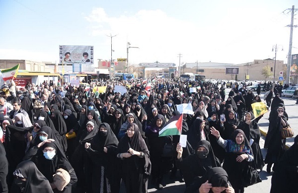 برگزاری راهپیمایی جمعه نصر در شیراز + عکس