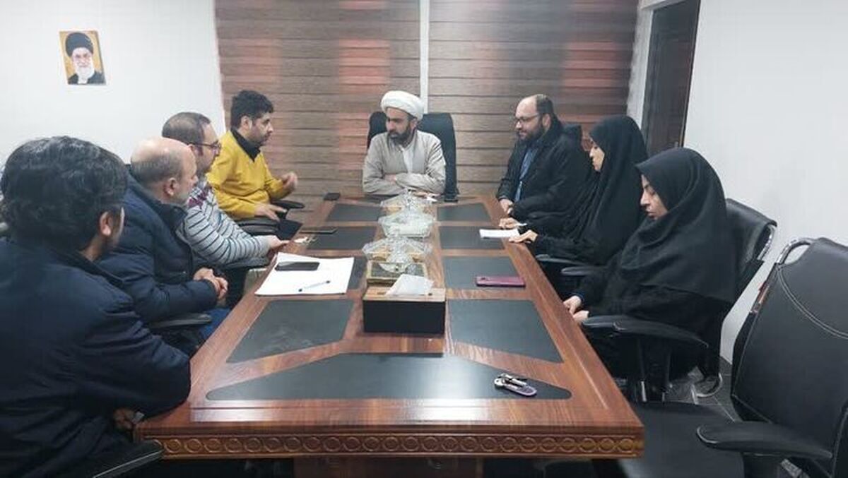 جریان انقلاب اسلامی در خاستگاه مسجد و با محوریت مردم، تبیین میشود