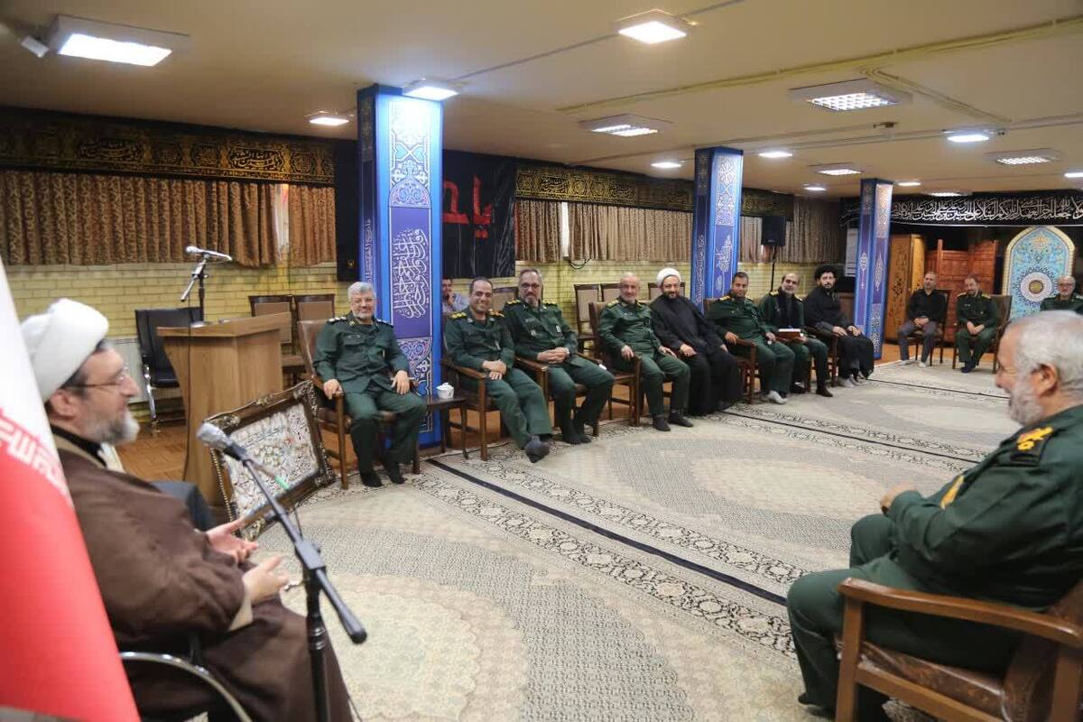 سپاه پاسداران انقلاب اسلامی یک مکتب فکری است