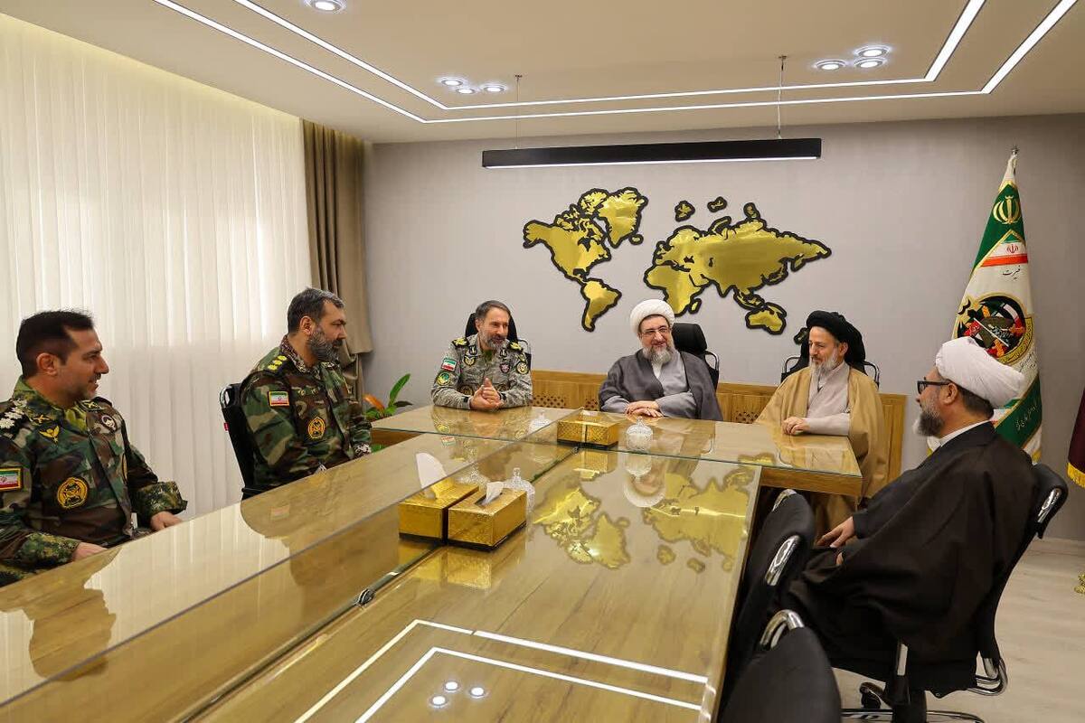 ارتش جمهوری اسلامی ایران نهادی منضبط، ولایتمدار و متکی بر ایمان است