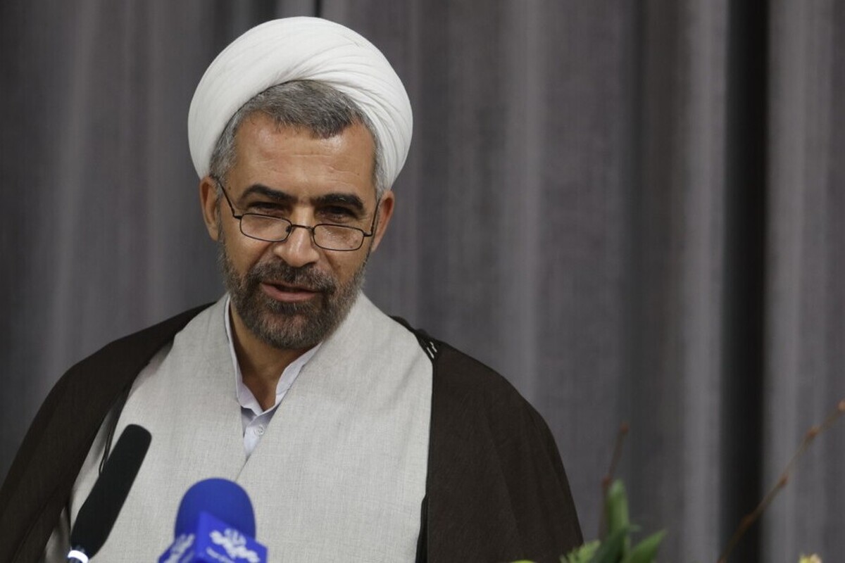 حجت‌الاسلام مهدوی‌راد کتابخوانی پایدار است