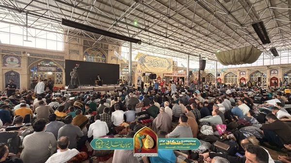 بزرگترین اعتکاف جوانان کشور در شیراز در حال برگزاری است بزرگترین اعتکاف جوانان کشور در شیراز در حال برگزاری است