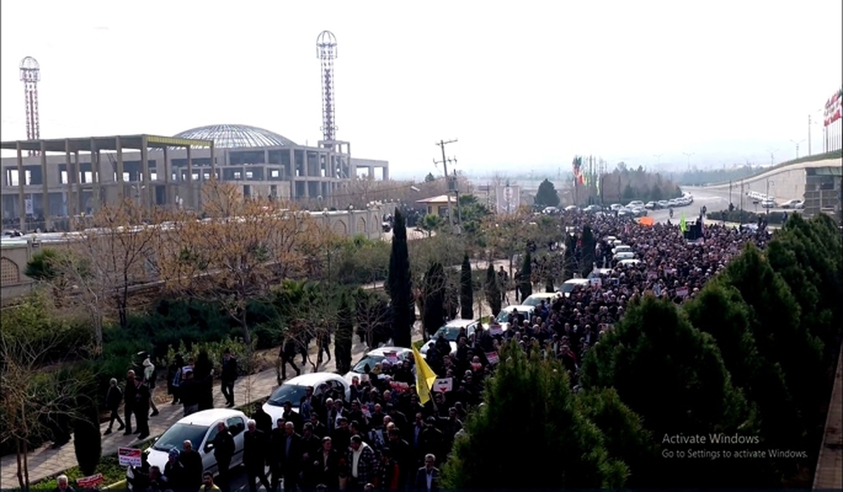 مردم کاشان اقدامات اغتشاشگران را محکوم کردند+ عکس