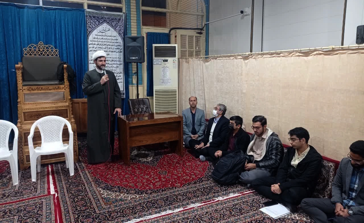 نشست یاوران نماز منطقه کاشان برگزار شد