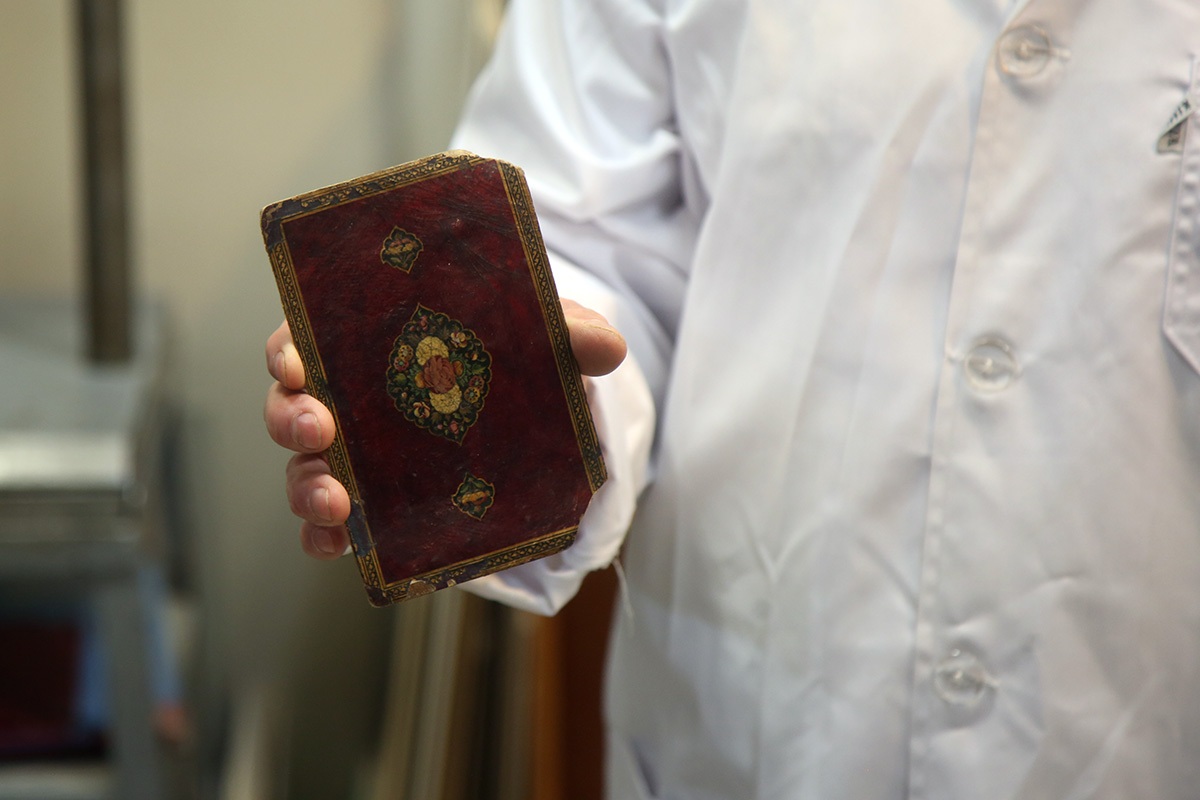 گزارشی از دومین مرحله بازدید اصحاب رسانه از حرم مطهر حضرت معصومه گزارشی از دومین مرحله بازدید اصحاب رسانه از حرم مطهر حضرت معصومه