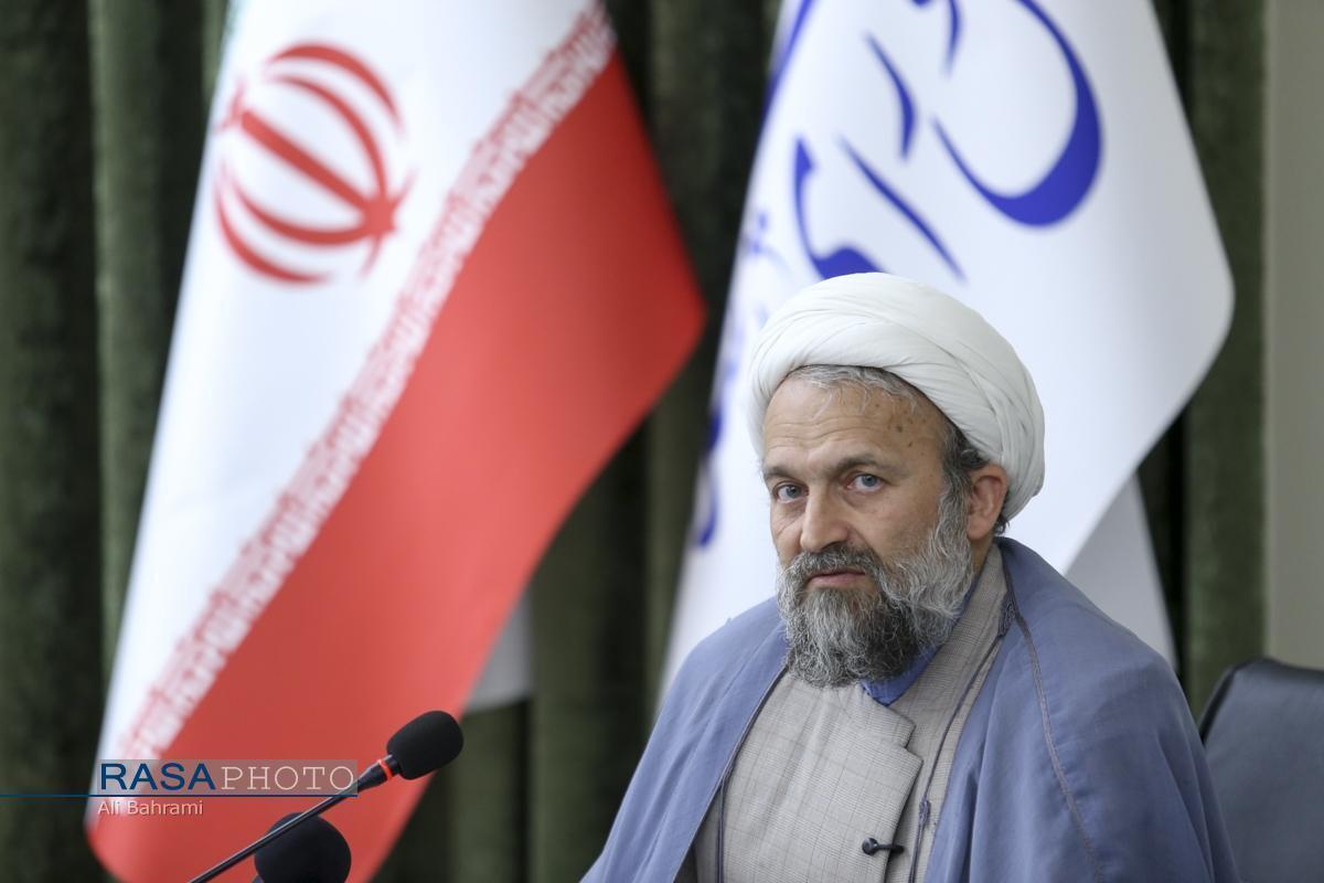 رسانه‌ها باید بر آگاه سازی و تبیین تمرکز کنند