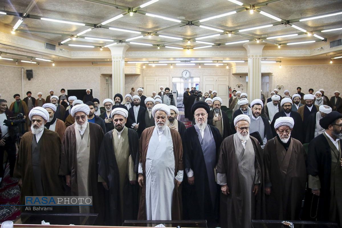 گردهمایی اساتید حوزه در حمایت از بیانات رهبر معظم انقلاب برگزار شد