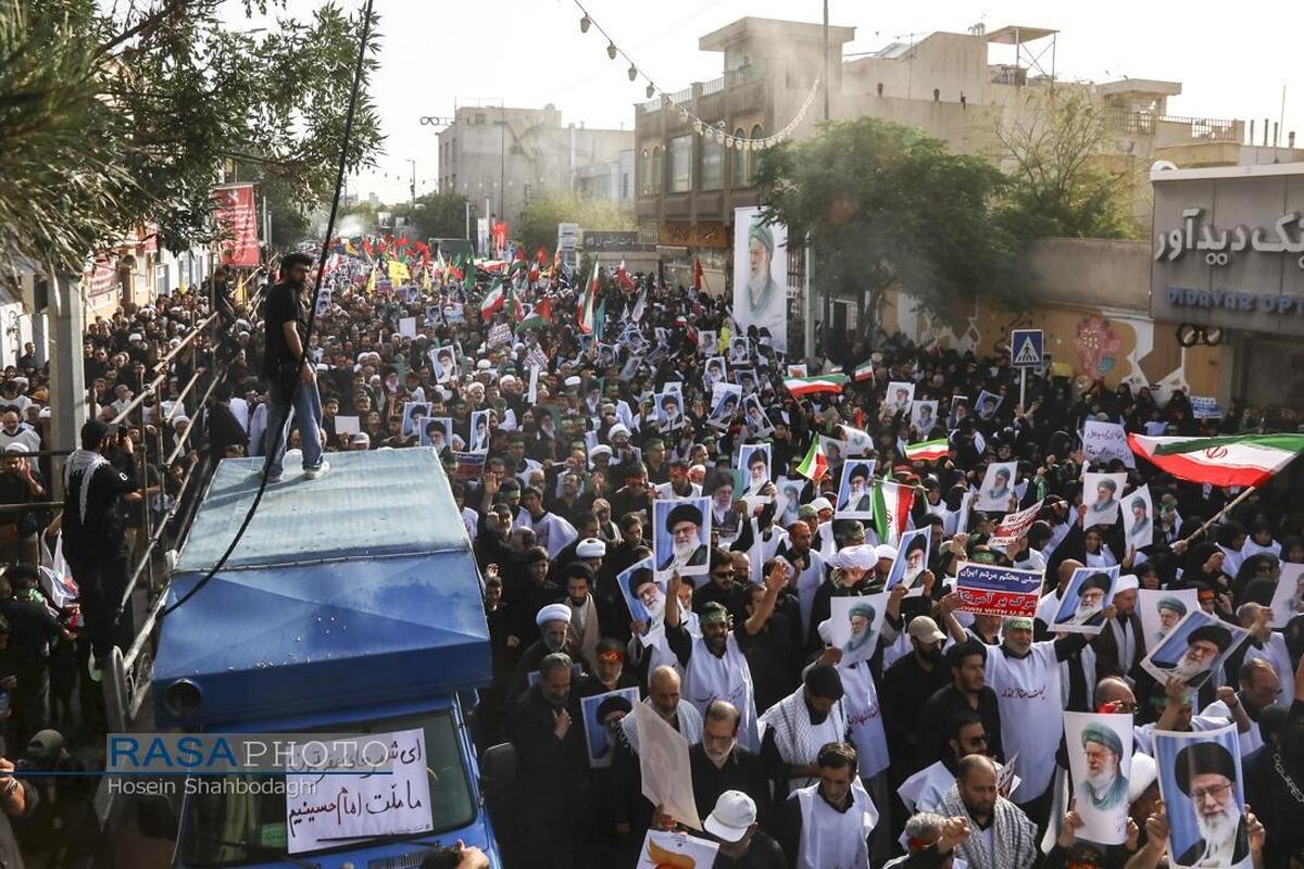 خروش مردم قم در محکومیت اقدامات تروریستی اغتشاشگران