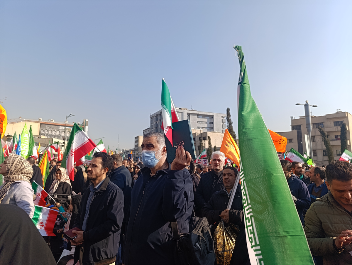 خروش مردم ایران اسلامی علیه تروریست‌های آشوب‌گر