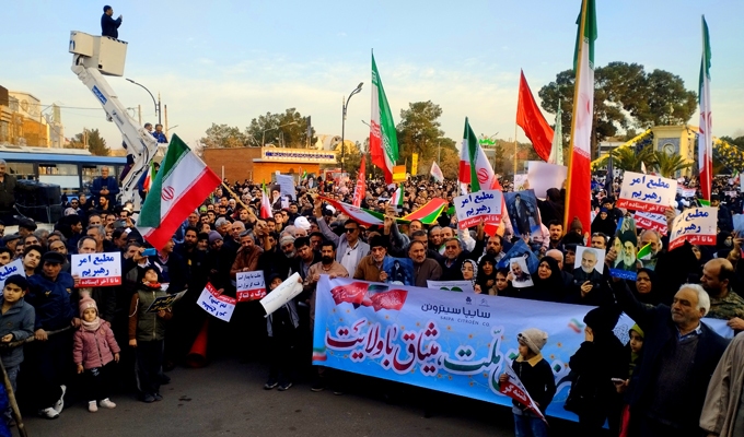 راهپیمایی تاریخی و باشکوه مردم کاشان در یوم الله ۲۲ دی + گزارش تصویری