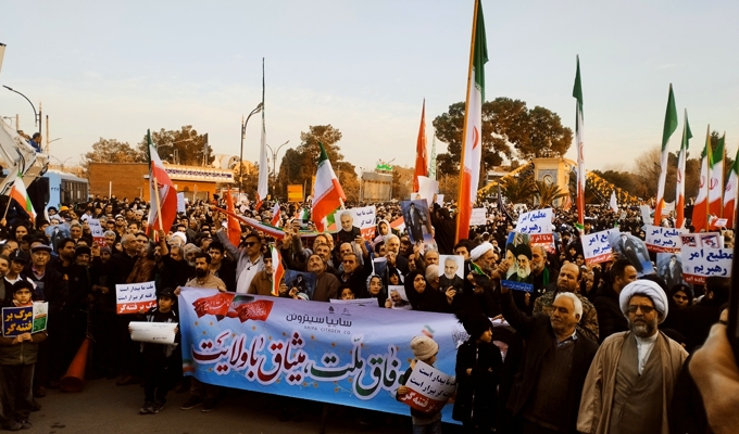 راهپیمایی تاریخی و باشکوه مردم کاشان در یوم الله ۲۲ دی + گزارش تصویری