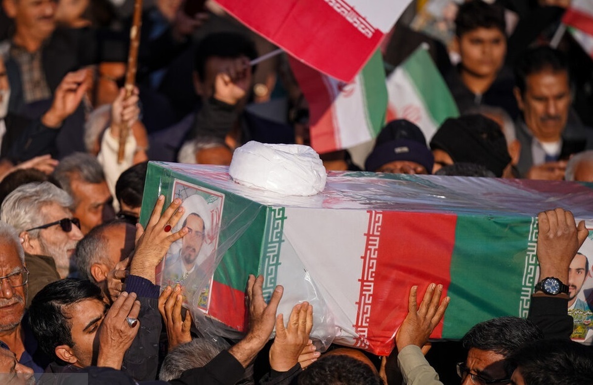 خط قرمز شهید حجت الاسلام حقیقی رهبری بود