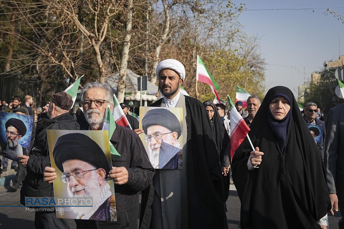 خروش مردم تهران علیه تروریست‌های آشوب‌گر