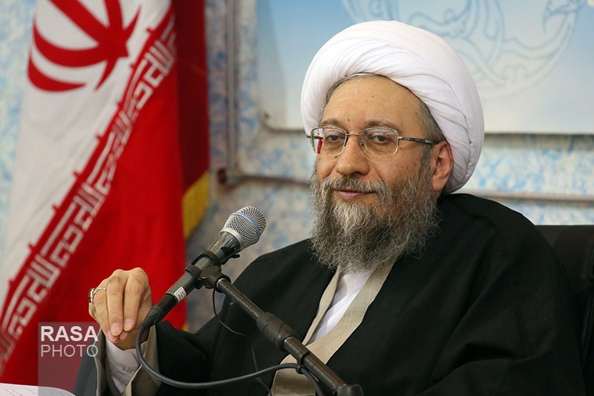 حضور حماسی مردم در راهپیمایی 22 دی، مشتی محکم بر دهان ترامپ بود