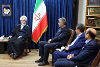 جایگاه ویژه پزشک در نظام اجتماعی/سلامت مردم پایه و اساس همه مسائل جامعه است