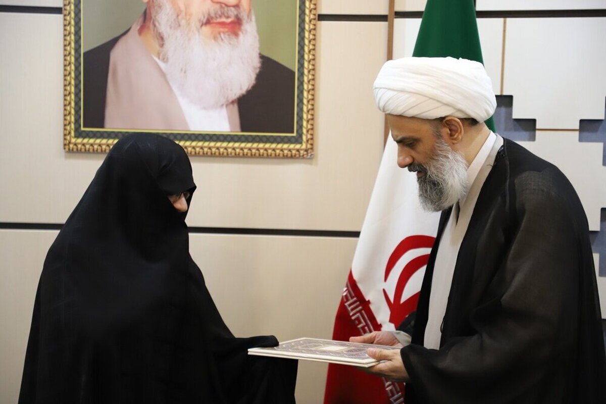 مدیر جدید حوزه‌ علمیه خواهران استان قم معرفی شد