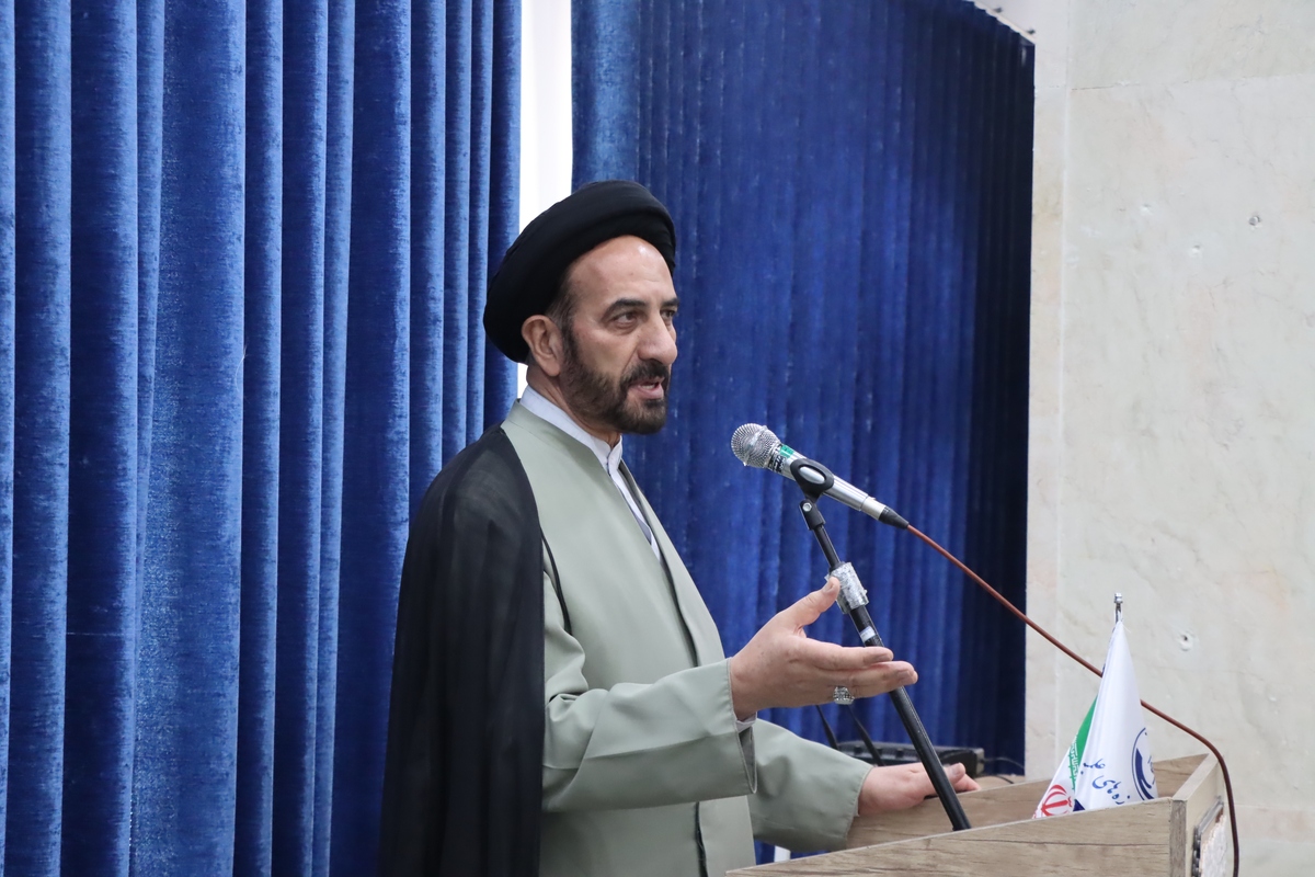 ضرورت وحدت، بصیرت و شناخت دشمن در مسیر انقلاب اسلامی