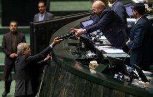 مبنای تصمیم‌های اقتصادی دولت غلط است/ کسری مصنوعی، گرانی واقعی و فشار بر مردم است