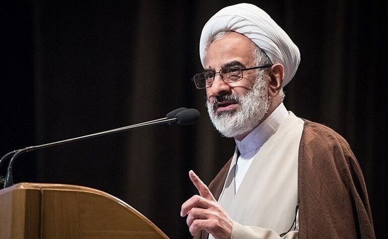 حمایت علما و شخصیت های، نهادهای حوزوی و کشوری از سپاه پاسداران حمایت علما و شخصیت های، نهادهای حوزوی و کشوری از سپاه پاسداران