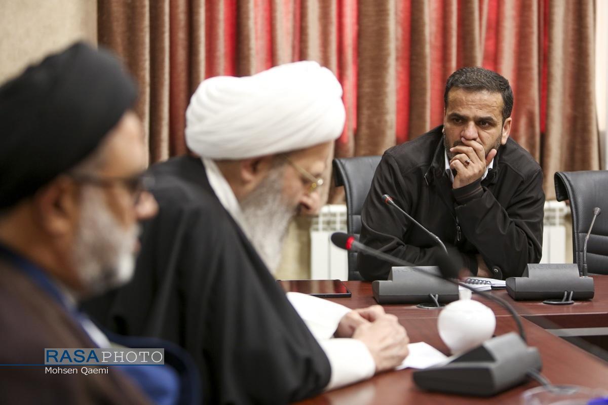 فقه مدیریت حلقه اتصال نظریه و عمل در تمدن اسلامی است فقه مدیریت حلقه اتصال نظریه و عمل در تمدن اسلامی است