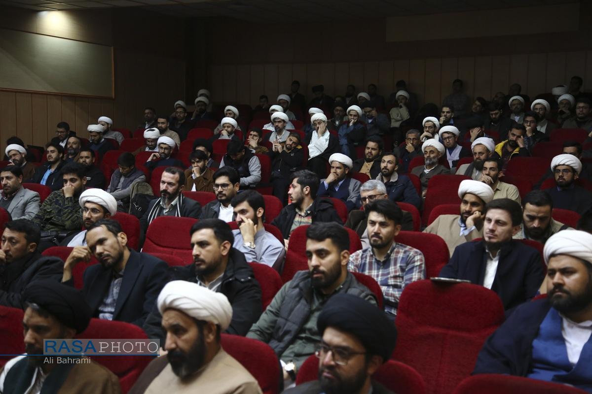 انتقال معارف در قالب دعا، رسالت طلاب است/ دعای ابوحمزه ثمره بیش از یک قرن مجاهدت علمی علمای اصفهان