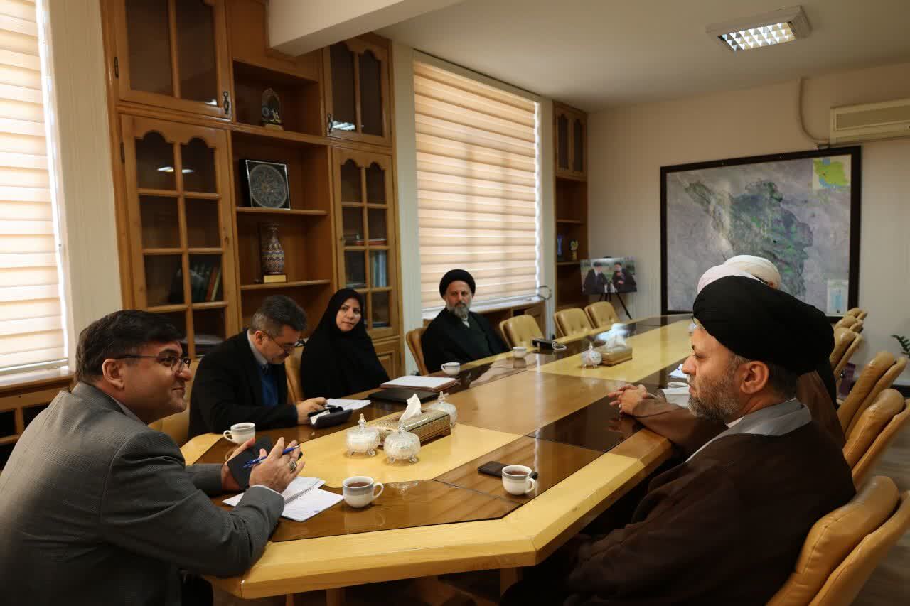 راهکارهای حمایت از نهادهای حوزوی چهارمحال و بختیاری بررسی شد