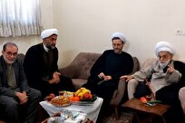 تجلیل از استاد پیشکسوت حوزه توسط نمایندگان آیت الله اعرافی