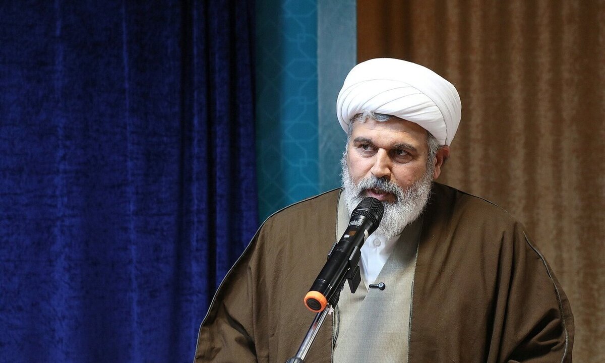 مجاهدت ۲۰ هزار مبلغ در مناطق محروم/دعوت از طلاب برای حضور در عرصه تبلیغ میدانی