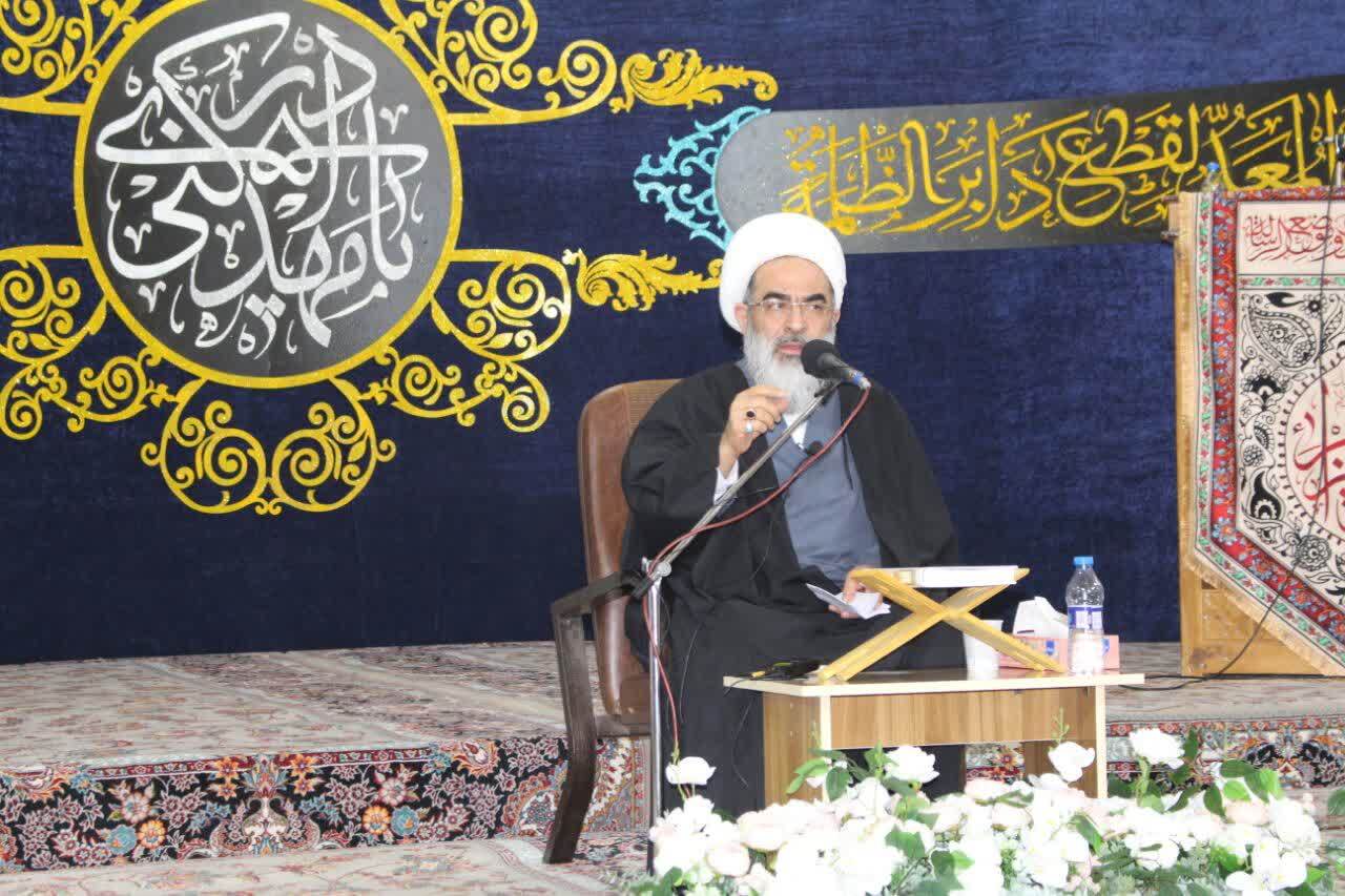 مراسم تلبس طلاب حوزه علمیه حضرت ولی‌عصر(عج) بناب برگزار شد+ تصاویر