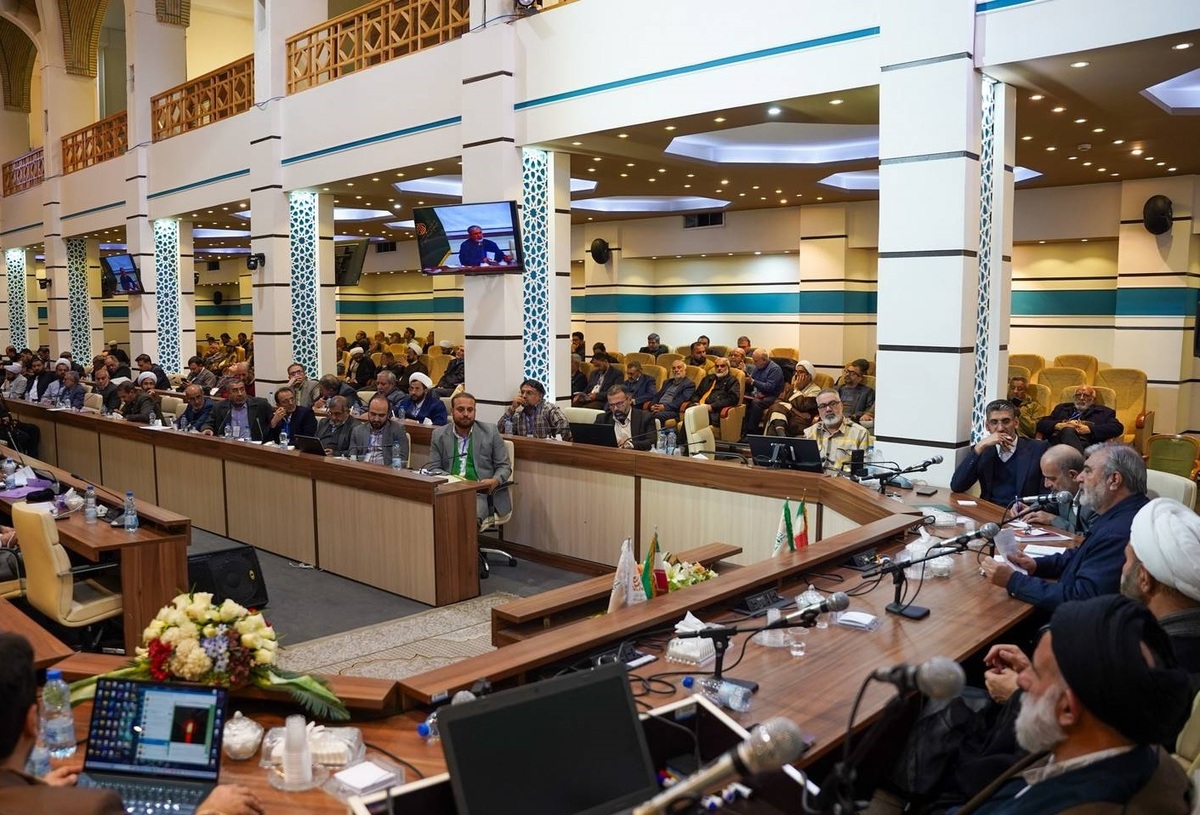 دشمنی ملت ایران با آمریکای جهانخوار یک مسئله ذاتی با سیاست بازدارندگی فعال است