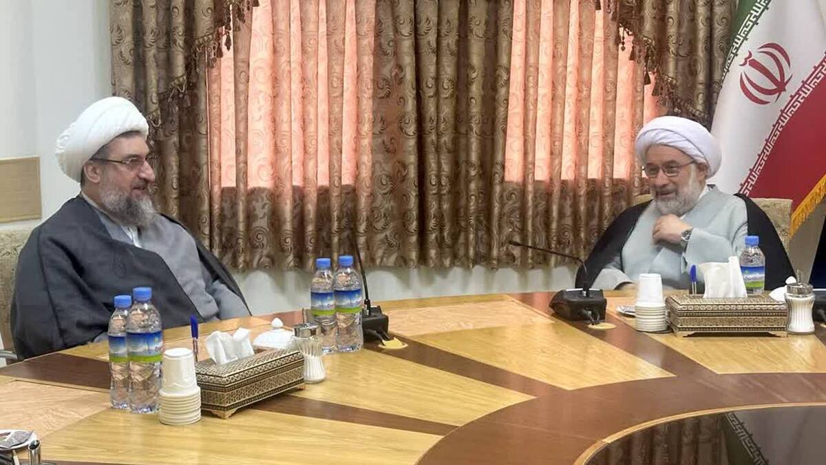 تأکید نماینده ولی‌فقیه در آذربایجان شرقی بر تقویت حمایت از طلاب بین‌الملل