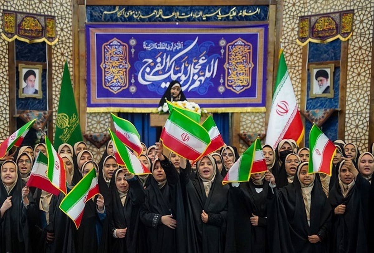 میثاق بانوان شیرازی با آرمان های انقلاب اسلامی در حرم شاهچراغ