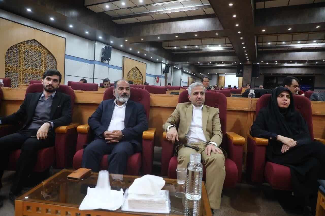 وحدت، محور تصمیم‌گیری در استان قم