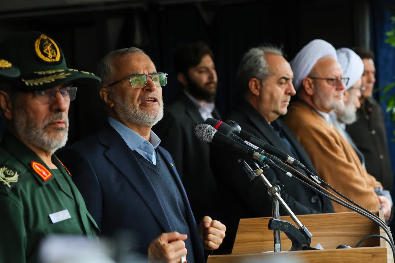 تبریز در ۲۲ بهمن فریاد عزت، ولایت و ایستادگی شد+ تصاویر