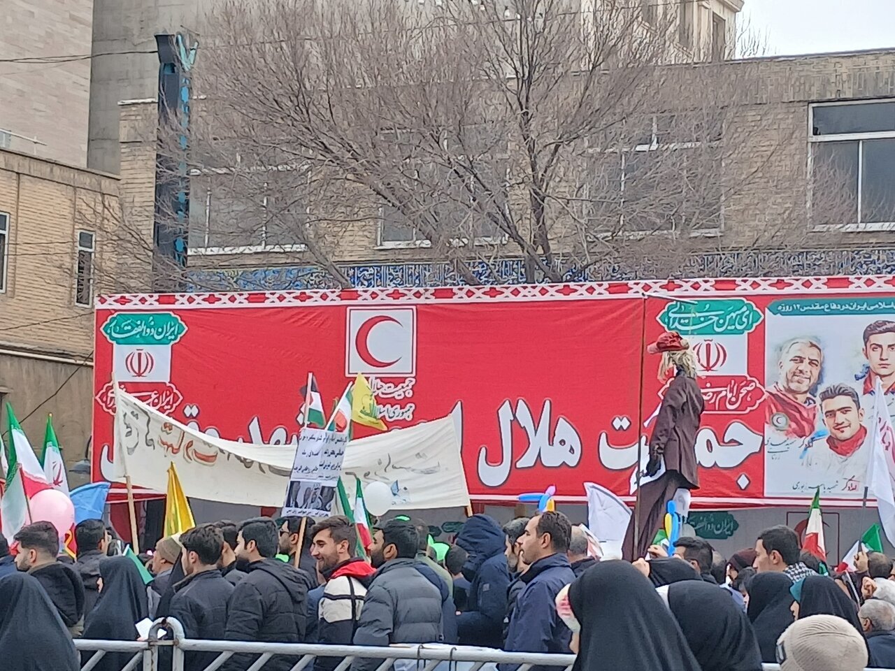 خروش عظیم ملت ایران در یوم الله 22بهمن