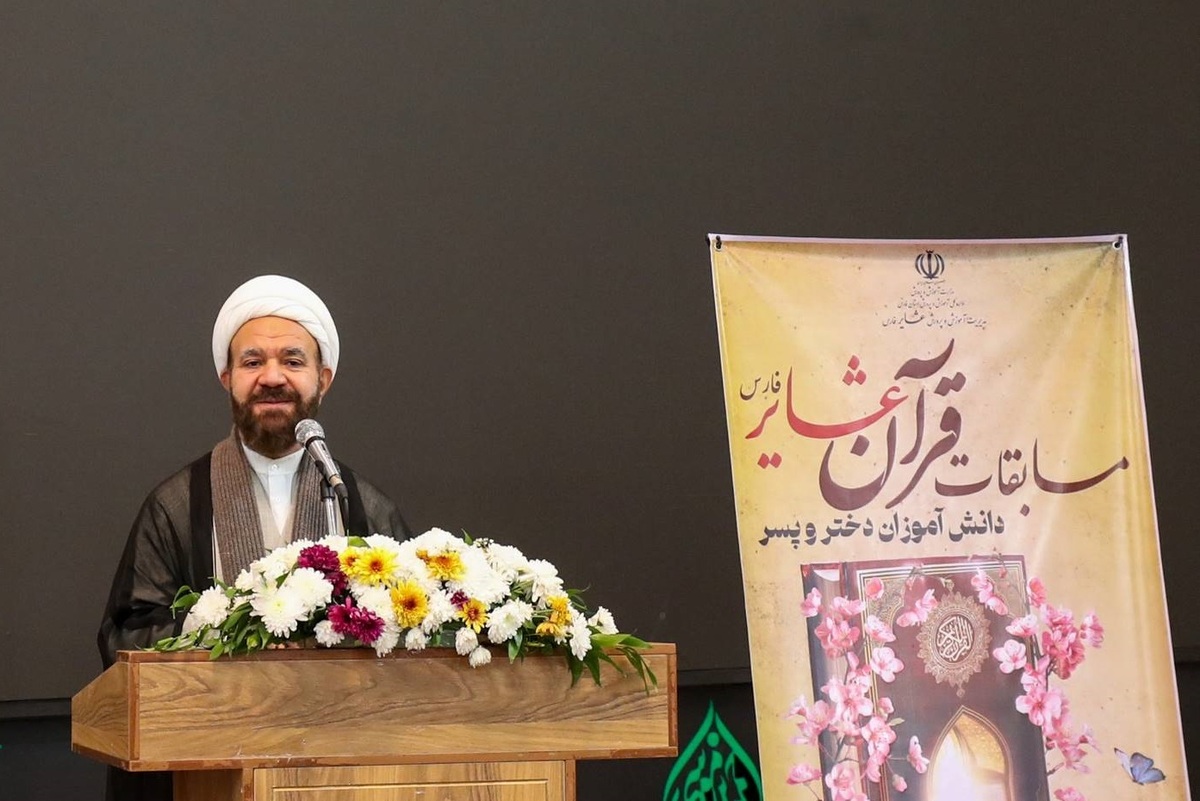 ملت ایران امروز مقتدرانه از حیثیت و منافع خود دفاع می کند