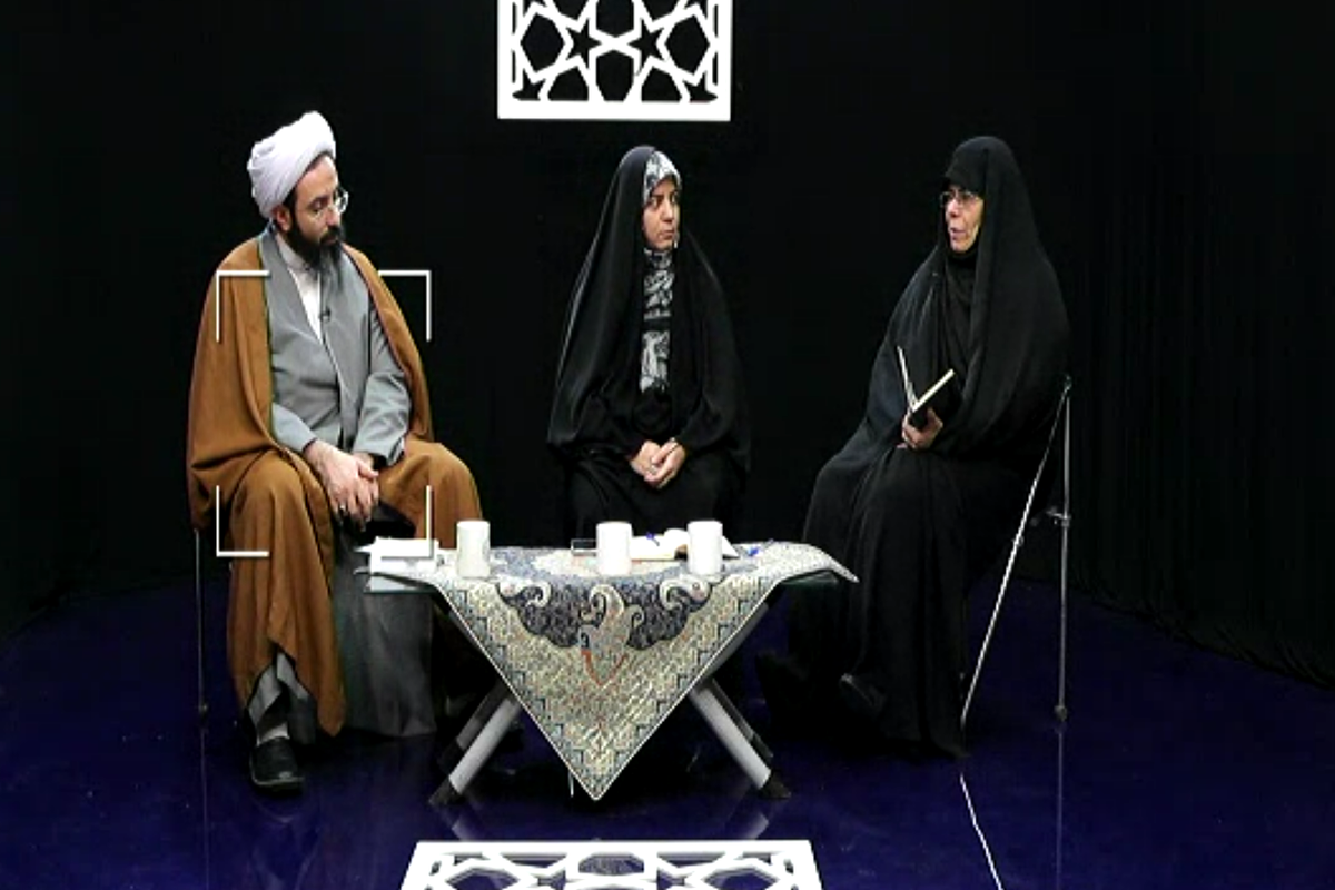 حضور اجتماعی زنان با حفظ هویت زنانه از نگاه رهبر معظم انقلاب