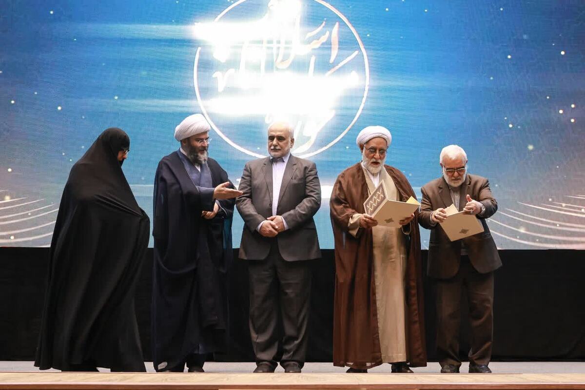 «معارف اسلام ناب»؛ فرصتی طلایی برای نجات نسل جوان «معارف اسلام ناب»؛ فرصتی طلایی برای نجات نسل جوان