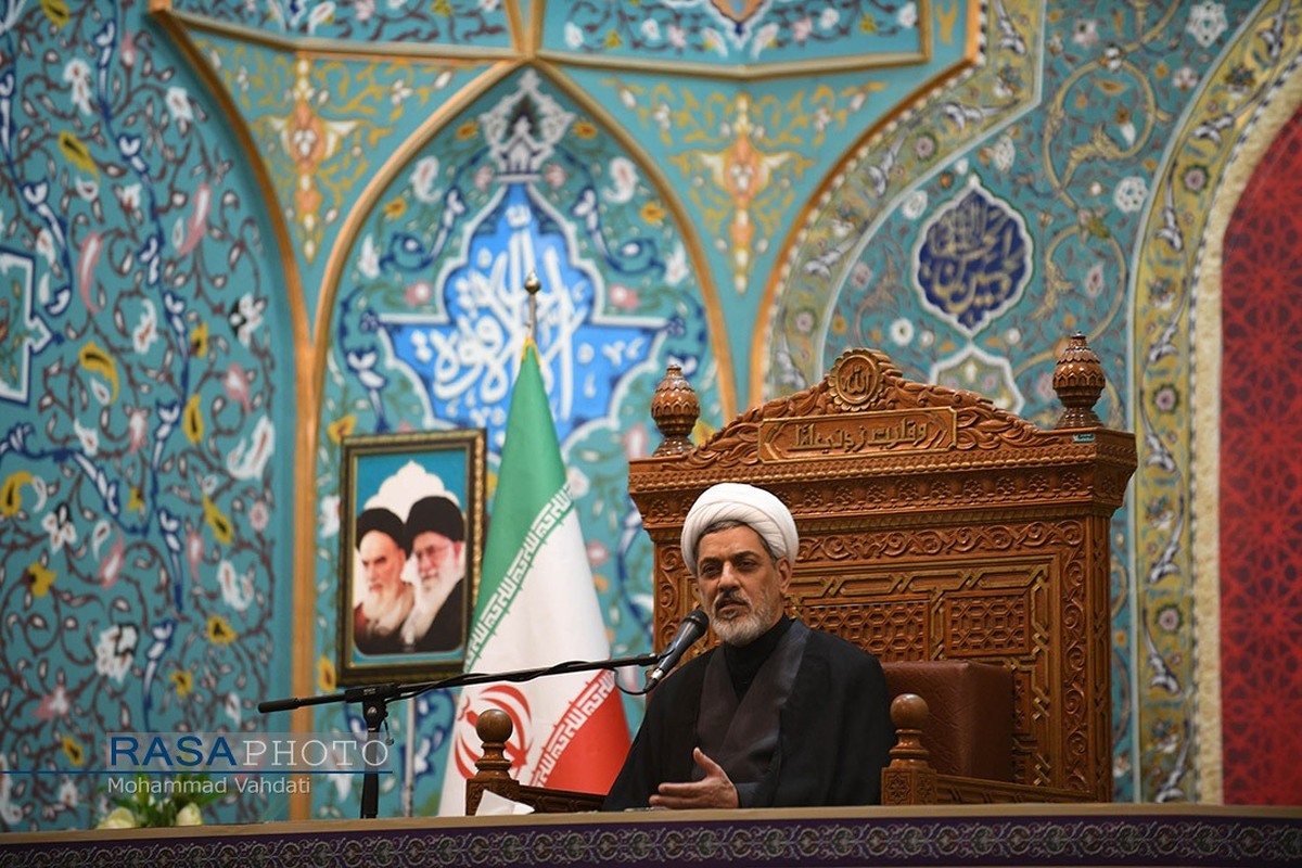 سران قوا ریشه حوادث اخیر را شناسایی و برای رفع آن تلاش کنند/ حرمت شکنی در فتنه دی ماه بی سابقه بود