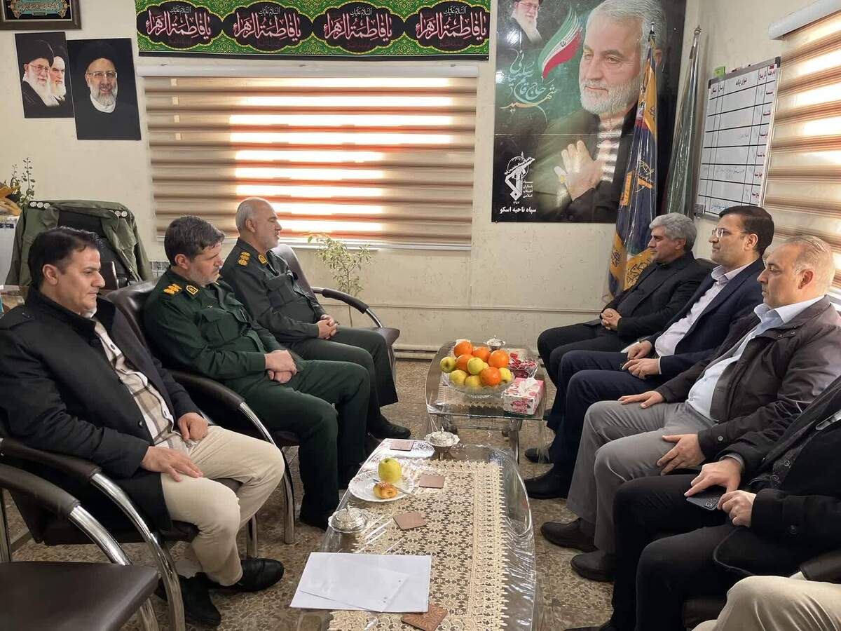 دیدار فرماندار اسکو با فرمانده سپاه به مناسبت روز پاسدار و اعیاد شعبانیه