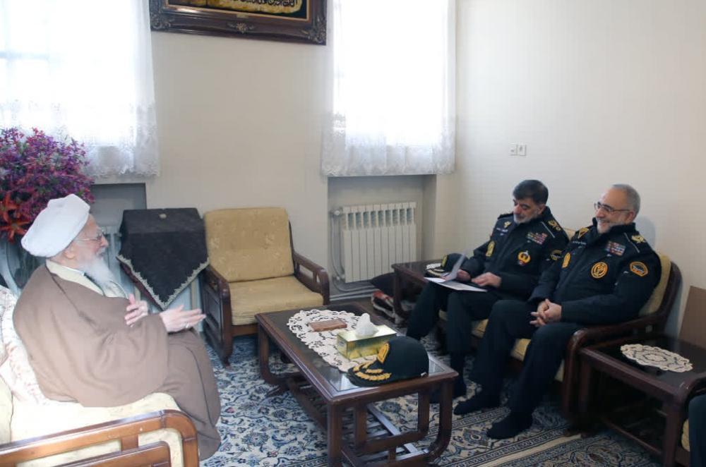 دیدار فرمانده فراجا با حضرت آیتالله جوادی آملی دیدار فرمانده فراجا با حضرت آیتالله جوادی آملی