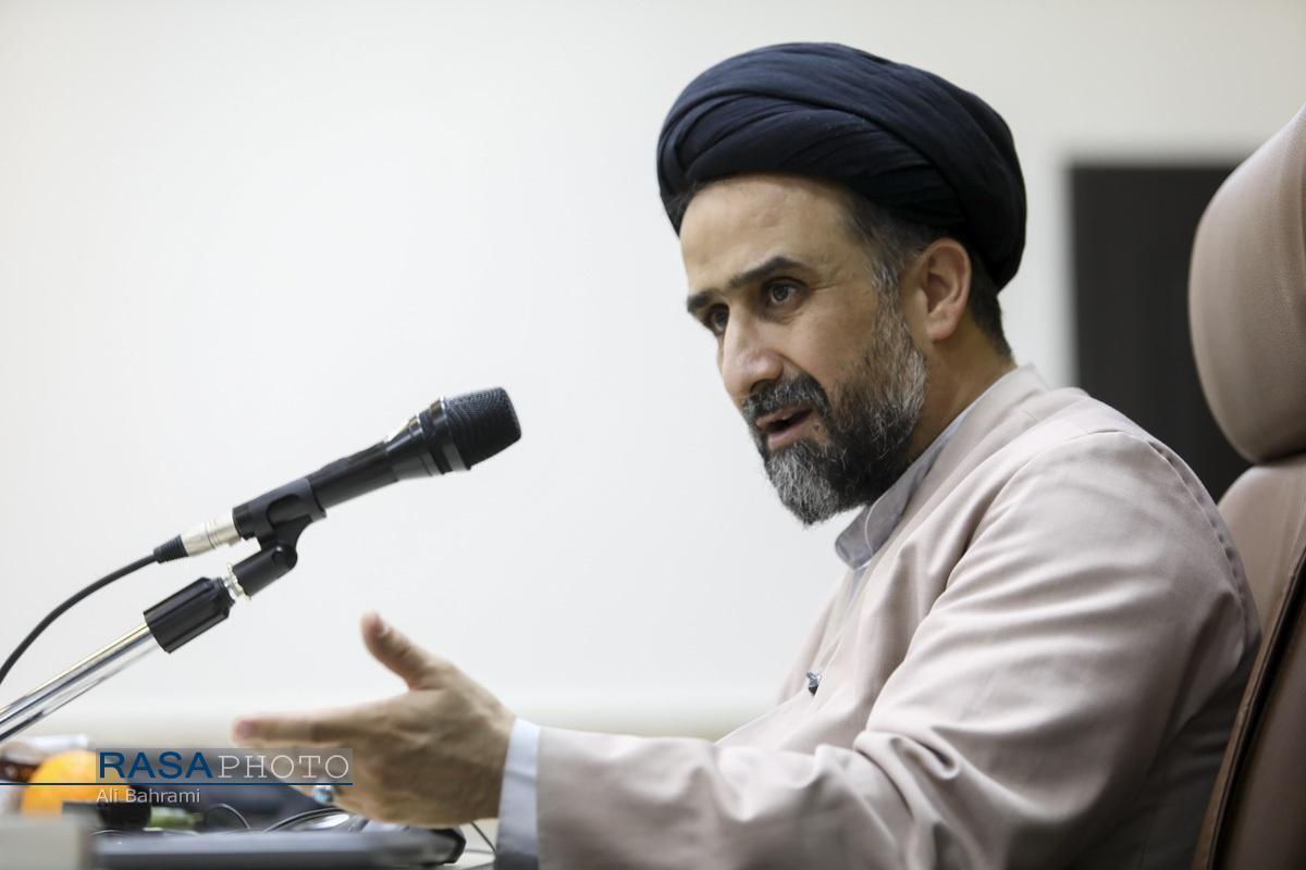 انقلاب اسلامی در اوج «جاهلیت مدرن» شکل گرفت/ چالش اصلی، نبرد جهان‌بینی‌هاست// عجمی