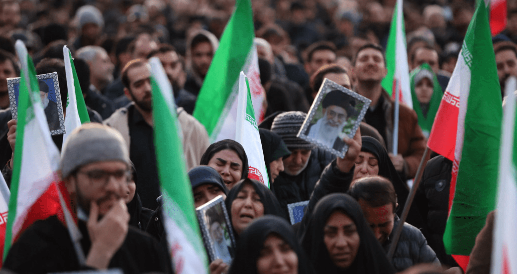 تجمع سوگواری و انتقام‌جویی شهادت حضرت امام خامنه‌ای در میدان انقلاب تهران برگزار شد
