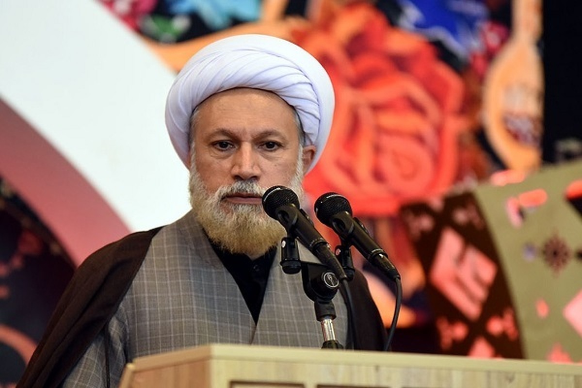 باید برای مکتب امام خامنه‌ای میراث داری کنیم