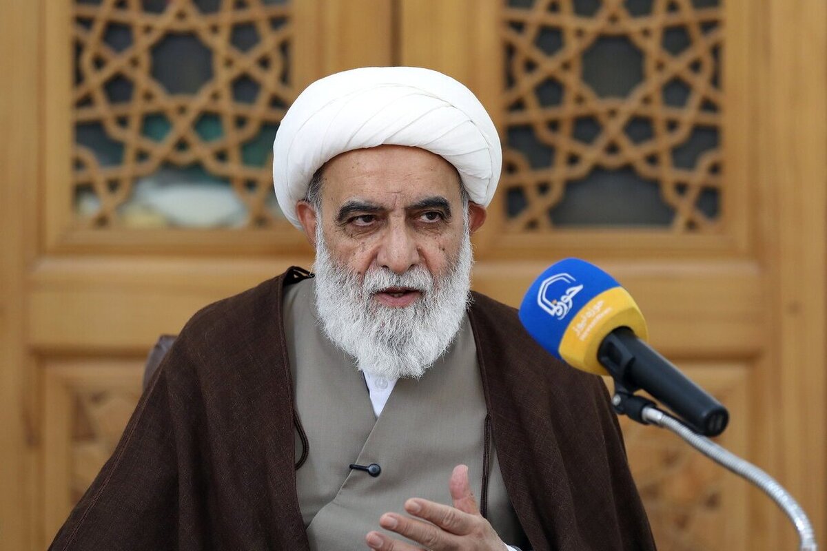خون پاک امام خامنه‌ای دشمنان را خوار و ذلیل خواهد کرد/ مردم انسجام ملی را حفظ کنند