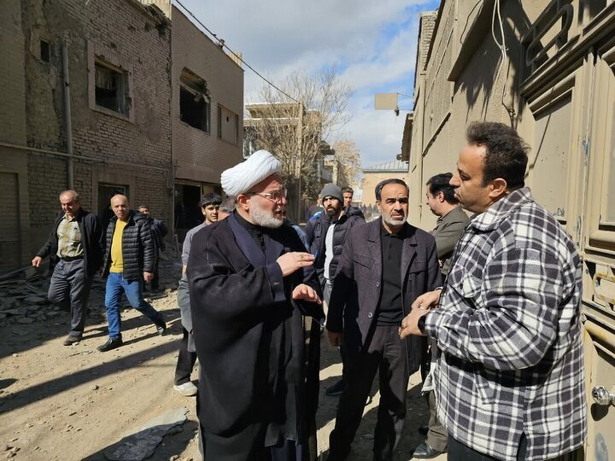 حضور میدانی نماینده ولی‌فقیه در کردستان از مناطق آسیب‌دیده سنندج
