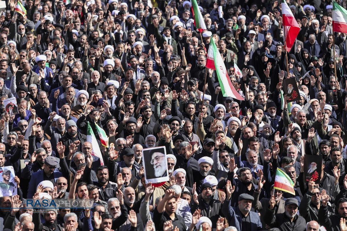 خشم و انزجار ملت ایران علیه استکبار جهانی در انتقام خون امام شهید خشم و انزجار ملت ایران علیه استکبار جهانی در انتقام خون امام شهید