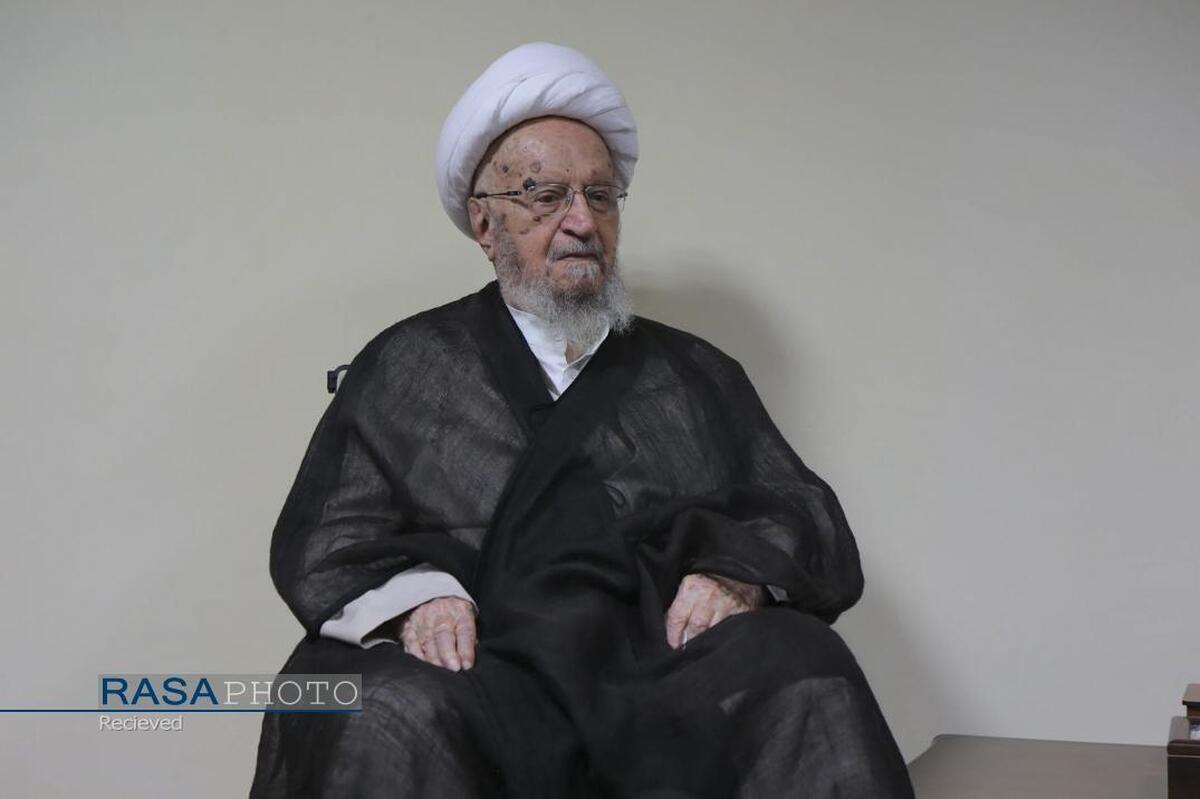 انتخاب به‌موقع رهبری، ضامن اقتدار و انسجام نظام اسلامی است